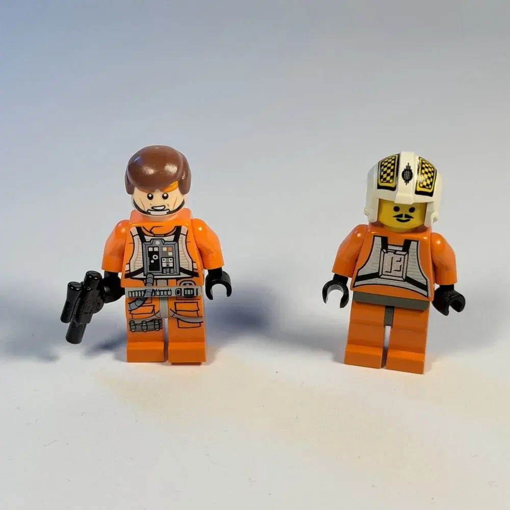 Lego Minifigs Biggs Darklighter sw0009 and maybe Rebel Pilot X-wing Theron Nett